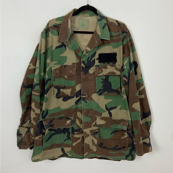 BDU Shirt Retired Woodland Camouflage Cargo Tactical Hunting Military Size Large - Picture 1 of 9